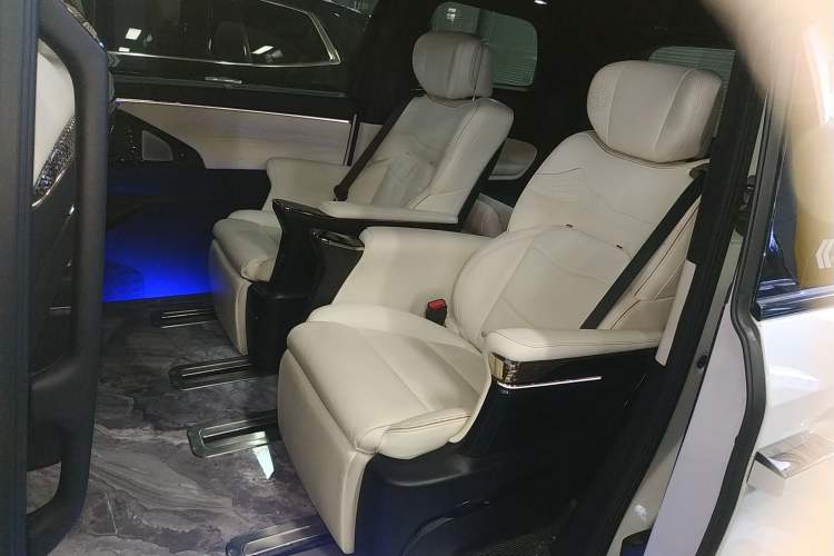 Used GAC Trumpchi M8 2023 Zongshi Series 400T Flagship Edition
