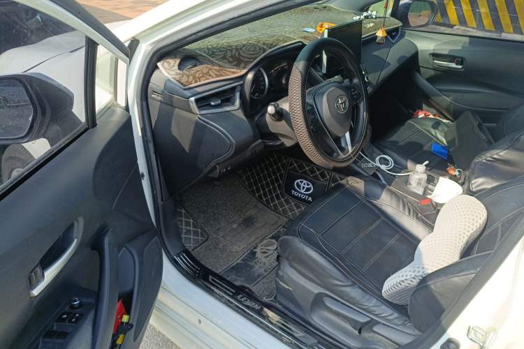 Used Toyota Levin 2019 185T CVT Luxury Edition China VI Standard Driver Seat