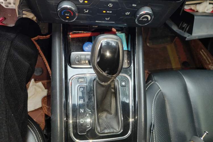 Used Dongfeng Fengon 580 2017 1.5T CVT Luxury Model
