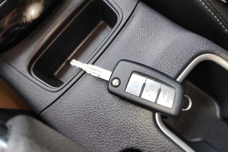 Used Nissan Sylphy 2022 Classic 1.6XL CVT Luxury Edition Vehicle Key