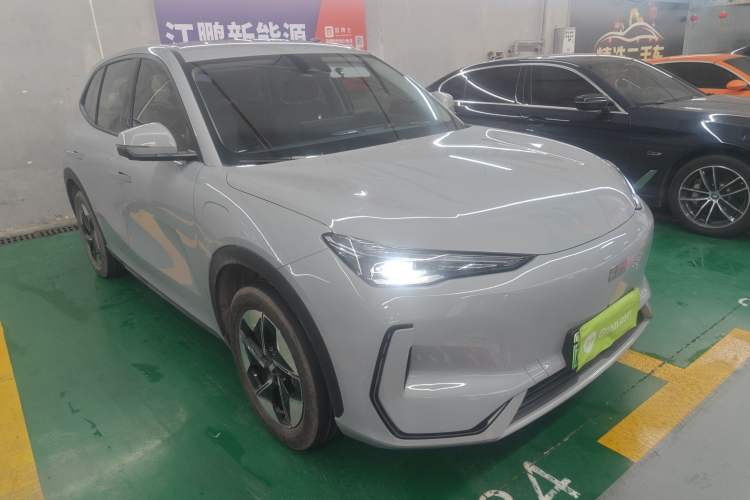 Used Geely Galaxy E5 2024 530km Long-Range Version Front Right 45 Deg