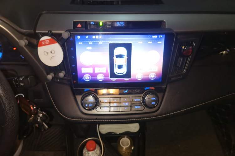 Used Toyota RAV4 2015 2.0L CVT Two-Wheel Drive Fashion Edition