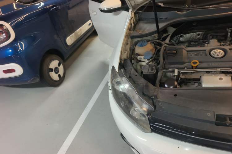 Used Volkswagen Golf 2012 1.4 TSI Automatic Comfort Edition Right Front Headlight