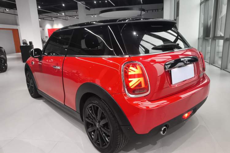 Used MINI 2019 1.5T COOPER Artist
