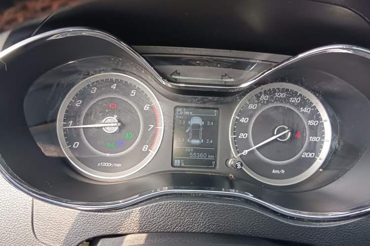 Used Baojun 560 2015 1.8L manual luxury version