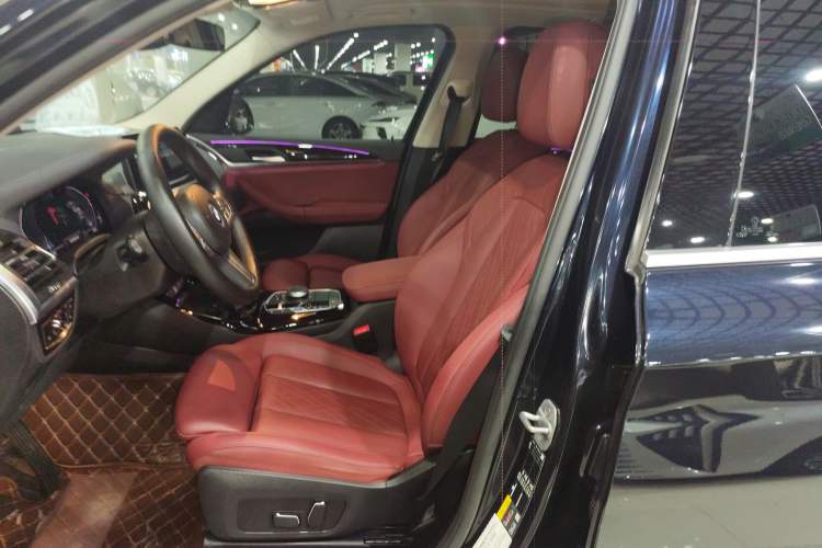 Used BMW iX3 2024 Leading Model
