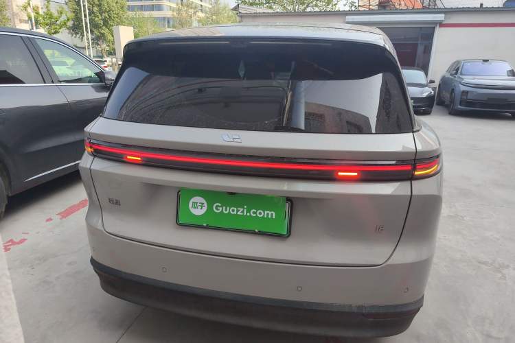 Used Li Auto i8 2025 Model Standard Version Rear