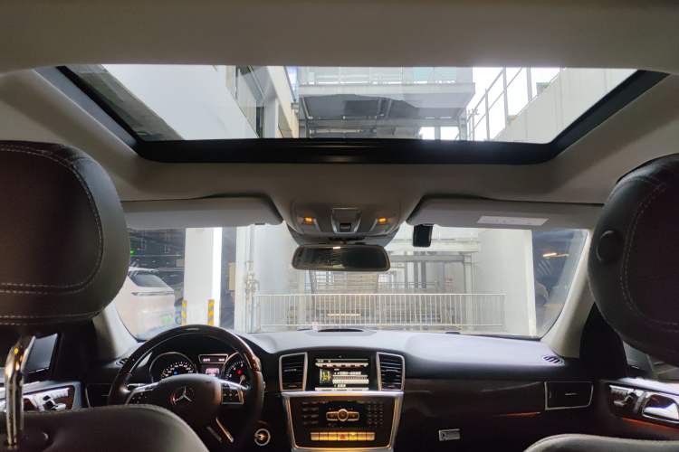 Used Mercedes-Benz M-Class 2014 ML 400 4MATIC Luxury Model