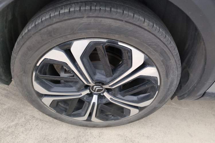 Used Citroen C5 X 2023 1.6T Extraordinary Power Right Rear Wheel Hub