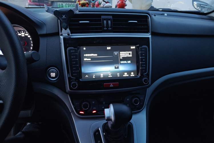 Used Haval M6 2019 1.5T DCT Two-Wheel Drive Elite Version China VI Standard
