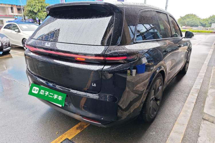 Used Li Auto L8 2025 Pro Smart Refresh Edition
