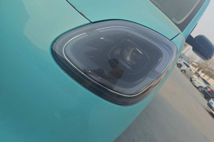 Used Wuling Hongguang MINIEV 2025 Four-Door Version Premium Edition Left Front Headlight