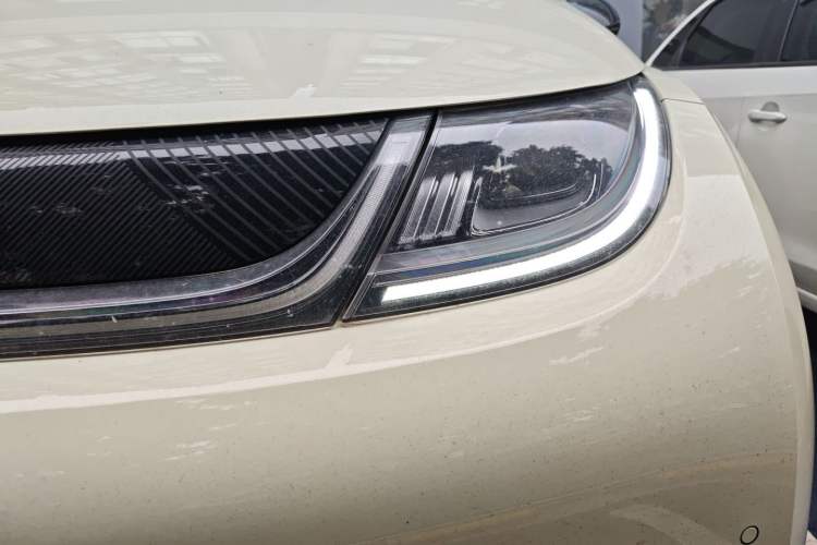 Used BYD Dolphin 2023 420 km Fashion Edition
