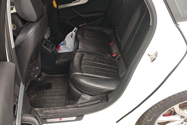 Used Audi A4L 2018 30th Anniversary Edition 40 TFSI Fashion Model