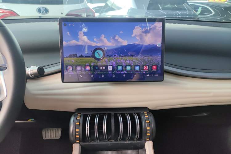 Used BYD Yuan PLUS 2024 Honor Edition 510KM Beyond Model Audio And AC Panel