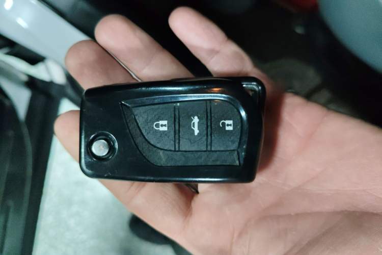 Used Toyota RAV4 2015 2.0L CVT 4x4 Trend Edition
