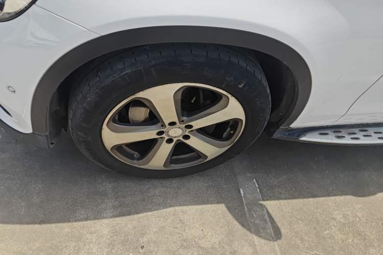 Used Mercedes-Benz GLC 2016 GLC 300 4MATIC Dynamic Model
