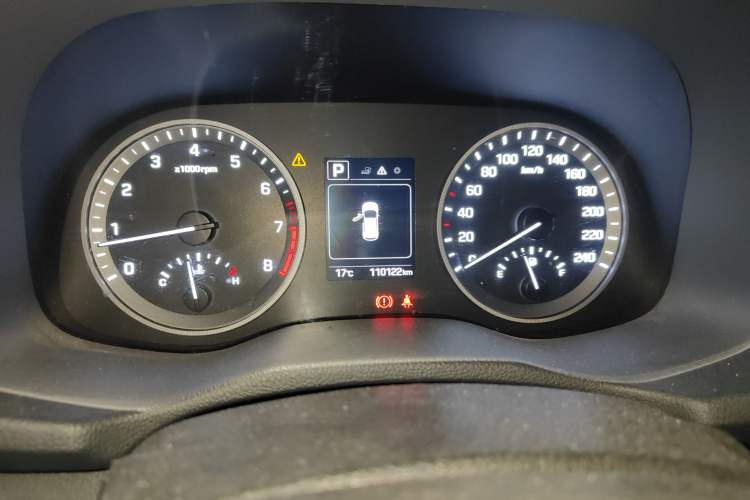 Used Hyundai Tucson 2015 1.6T Dual-Clutch Two-Wheel-Drive Smart Model Instrument Cluster