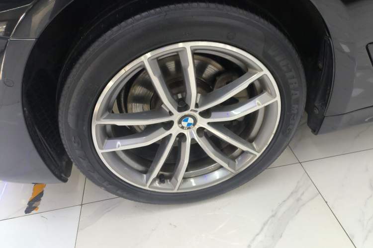 Used BMW 5 Series 2019 525Li M Sport Package
