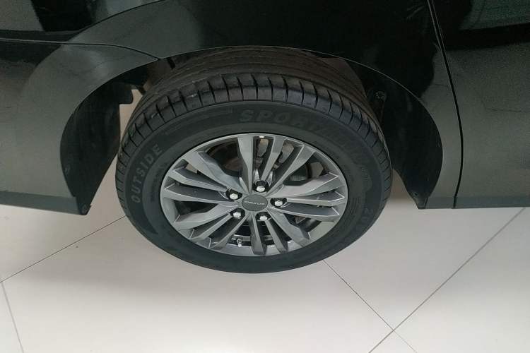 Used SAIC MAXUS G50 2022 1.5T Automatic Comfort Touring B
