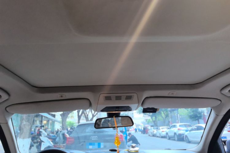 Used BMW 5 Series 2013 520Li Elegant Edition
