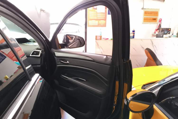 Used Cadillac SRX 2015 3.0L Comfort Version