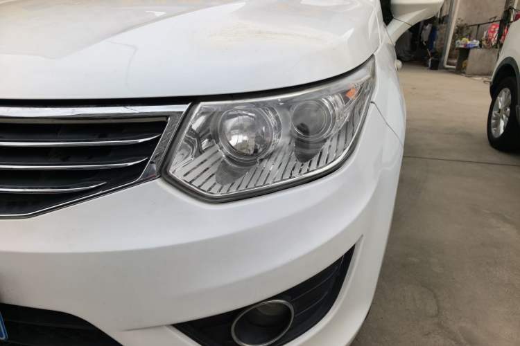 Used Cowin C3 2015 1.5L AMT Gold Diamond Edition