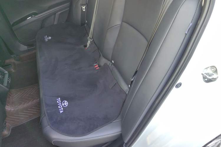 Used Toyota Camry 2024 Dual-Motor 2.0 HE Elite Edition