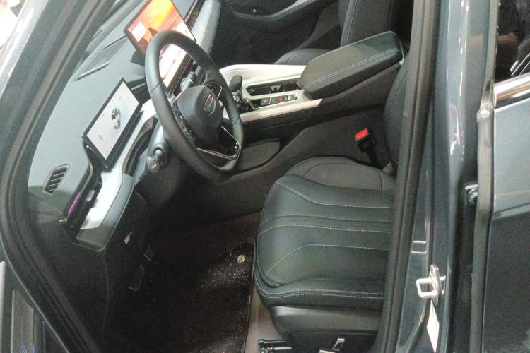 Used Geely Auto Preface 2025 Dongfang Yao 1.5TD Kunlun Edition
