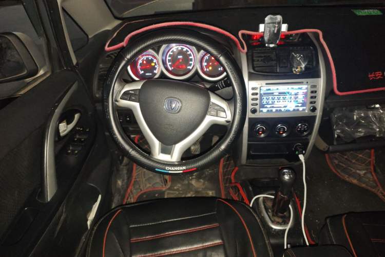 Used CHANGAN CX20 2014 1.4L Manual Sport Version China IV Standard