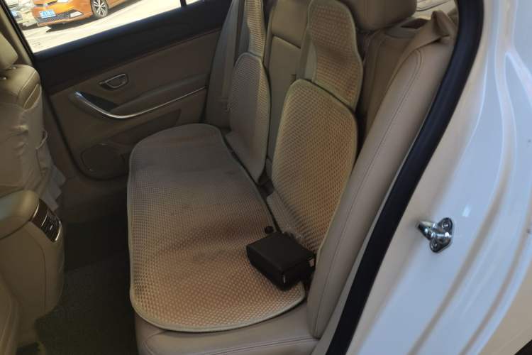 Used Roewe 950 2015 1.8T Elite Edition Left Rear Seat