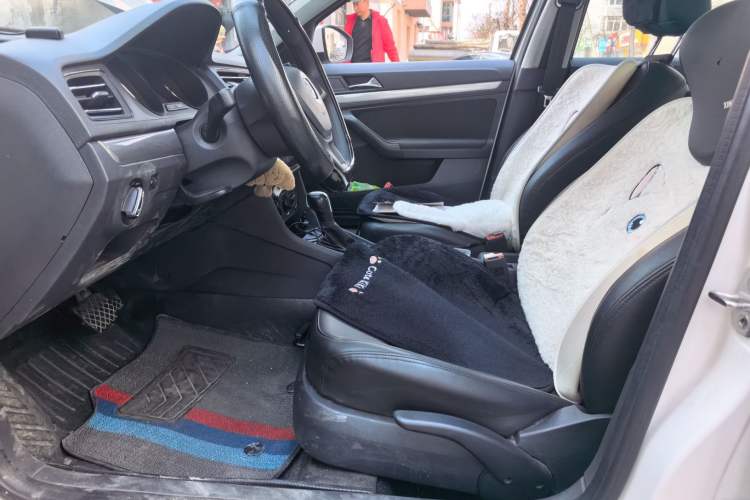 Used Volkswagen Lavida 2019 Lavida Start 1.5L Automatic Trendy Version China VI Standard Left Front Seat