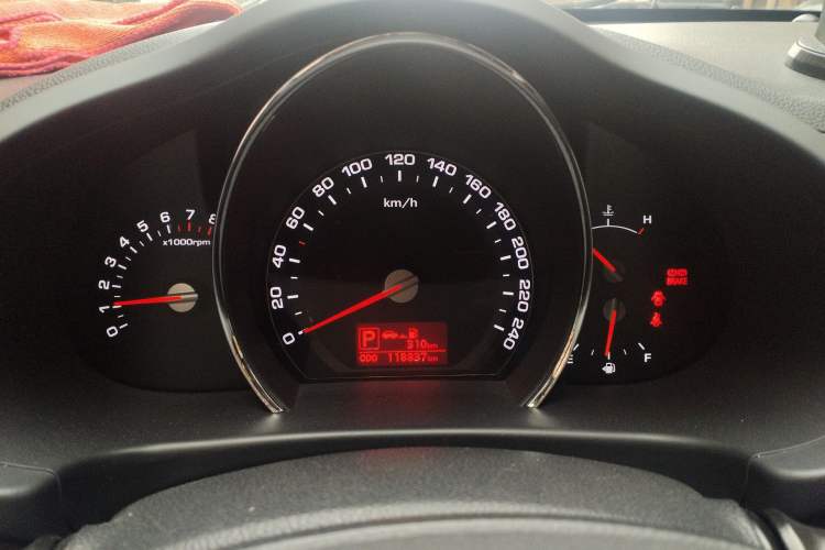 Used Kia Sportage R 2014 2.0L Automatic Two-Wheel Drive GLS Trim
