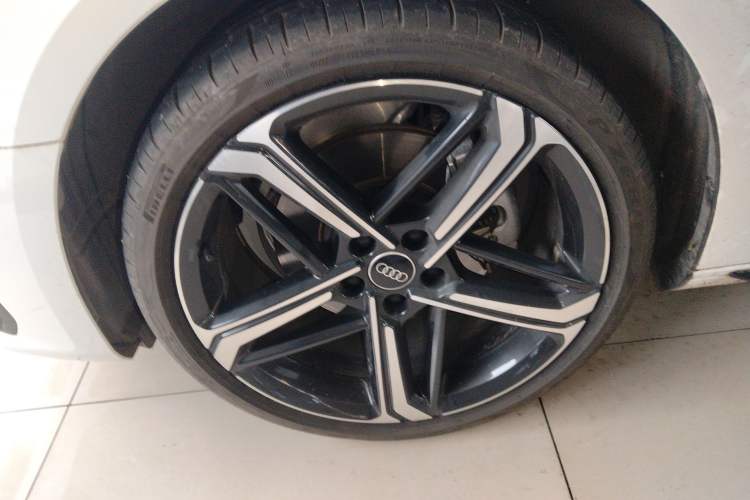 Used Audi A4L 2024 40 TFSI Luxury Dynamic Edition