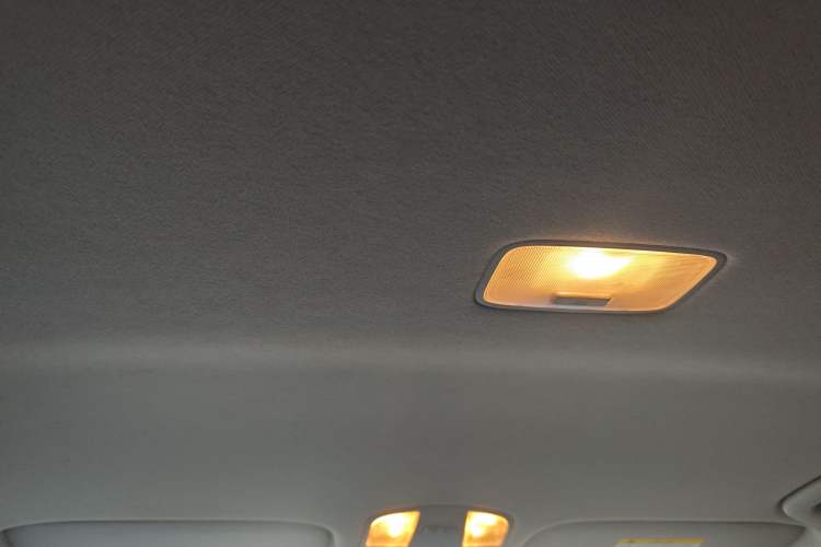 Used Hyundai Elantra (6th Generation / Lingdong) 2016 1.6L Manual ZhiXuan·Youth Edition
