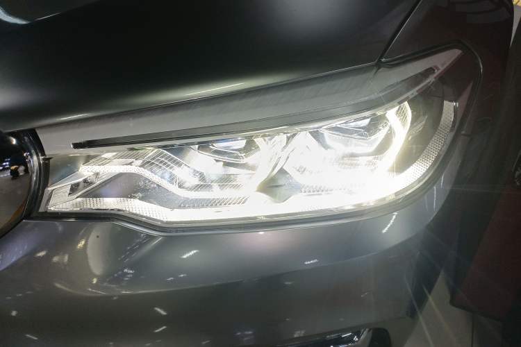 Used BMW 5 Series New Energy 2020 Mileage Upgrade Version 530Le Luxury Package