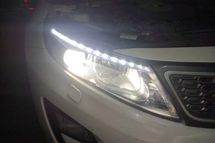 Used Kia K5 2014 2.0L Hybrid Luxury Edition
