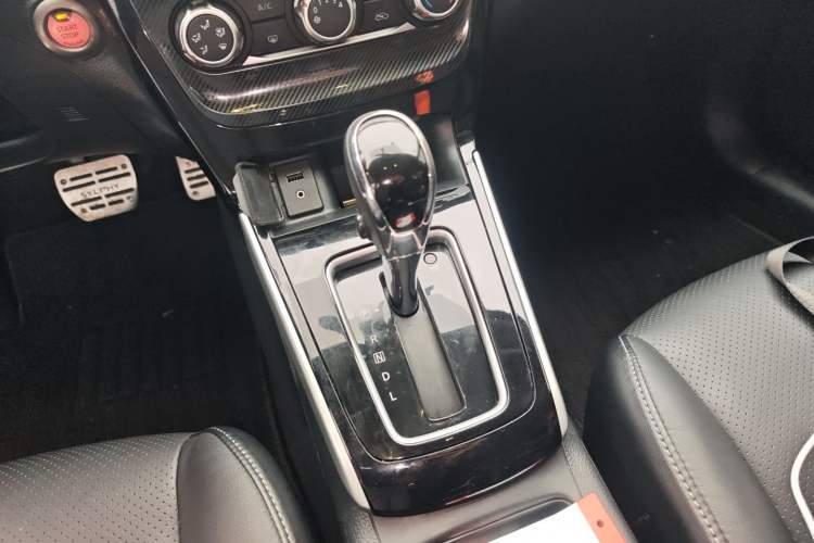 Used Nissan Sylphy 2018 1.6XV CVT Deluxe Edition Gear Lever