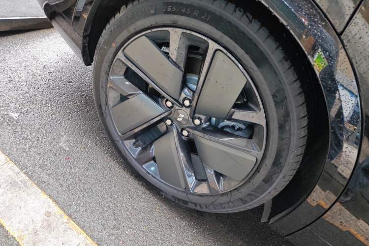 Used Li Auto L8 2025 Pro Smart Refresh Edition
