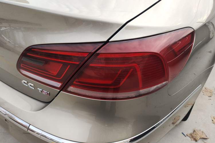 Used Volkswagen FAW-Volkswagen CC 2016 1.8TSI Prestige Model
