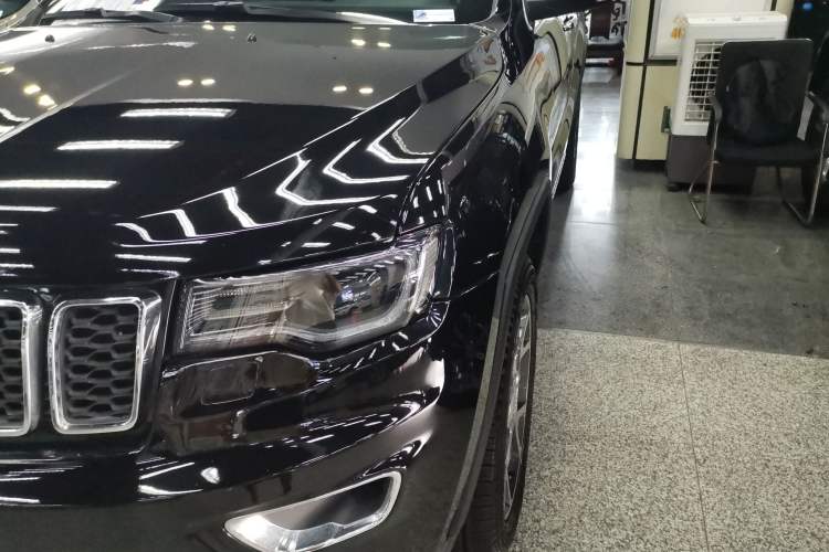 Used Jeep Grand Cherokee 2020 3.0L Elite Navigation Edition