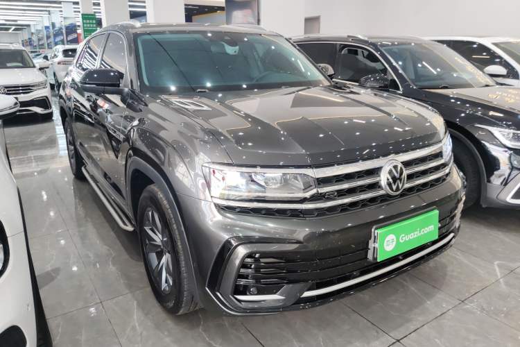 Used Volkswagen Teramont X 2022 330TSI Two-Wheel-Drive Luxury Edition Front Right 45 Deg