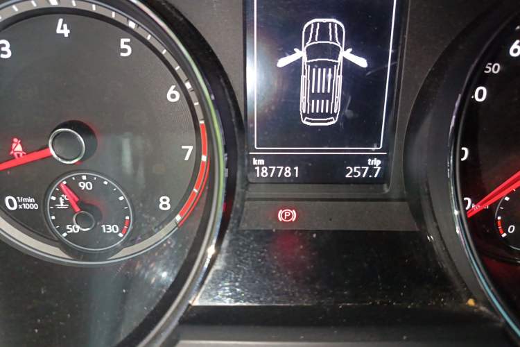 Used Volkswagen Teramont 2017 380TSI Four-Wheel Drive Luxury Edition Odometer Close Up