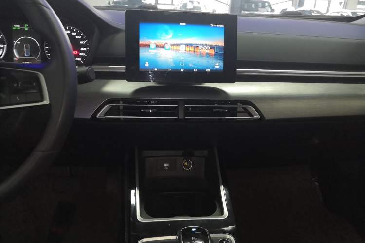 Used BYD Qin New Energy 2019 High-Range Luxury Model