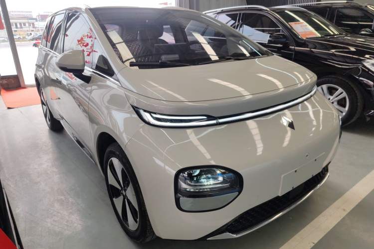 Used Baojun Cloud 2023 460 Pro Exterior 1