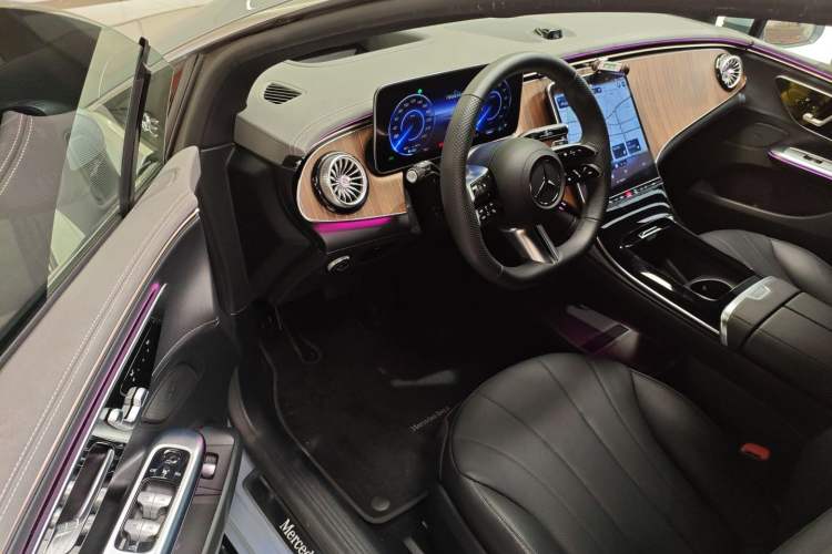 Used Mercedes-Benz EQE 2022 350 Luxury Edition