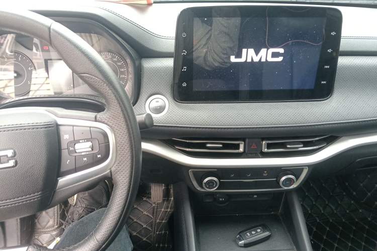 Used JMC Yuhu 7 2022 2.0T Manual Diesel Two-Wheel Drive Comfort Version Standard Wheelbase
