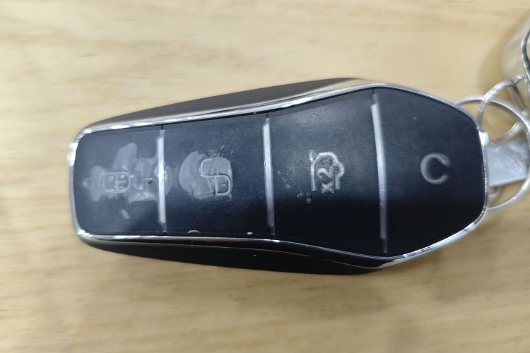 Used BYD Song L DM-i 2025 Intelligent Driving Version 160 km Excellence Edition Interior 1