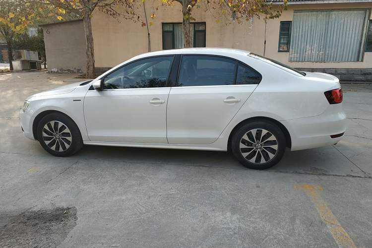 Used Volkswagen Sagitar 2014 1.4TSI BlueMotion Edition
