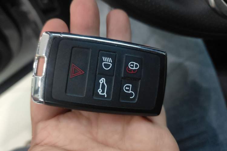 Used Land Rover Range Evoque 2022 Facelifted Aurora L 249 PS R-Dynamic Luxury Edition